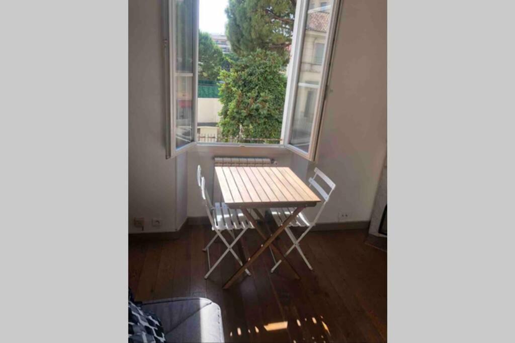 Bel appartement bien placé au cœur de Cannes Esterno foto